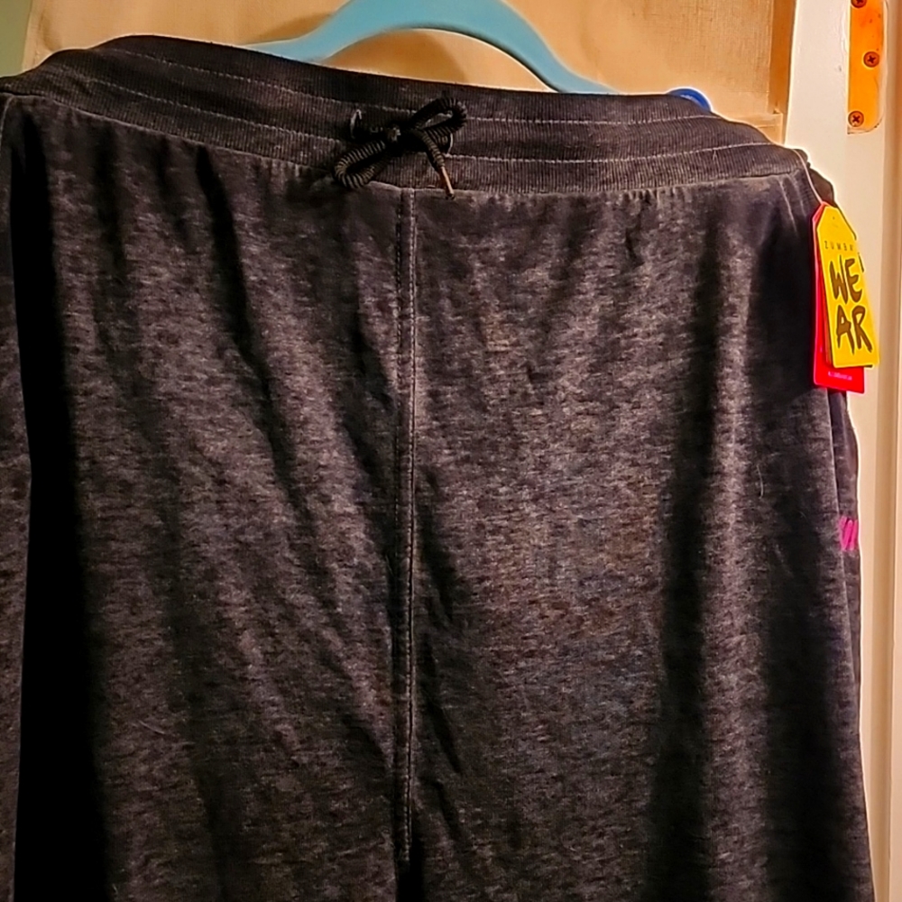 Zumba Capris Zumba Love Sweatpants